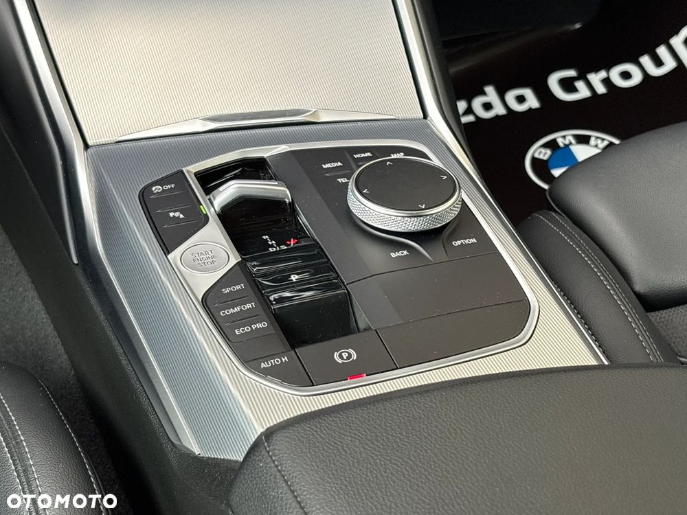 BMW Seria 3 320d xDrive Sport Line - 15