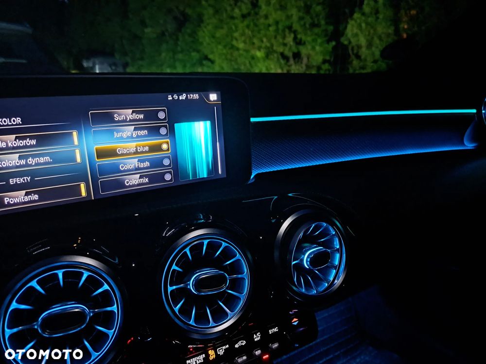 Mercedes-Benz Klasa A 220 4-Matic Progressive 7G-DCT - 9