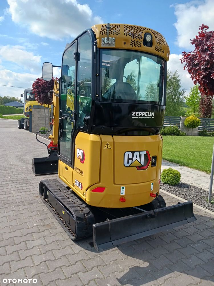 Caterpillar 301.8 - 15