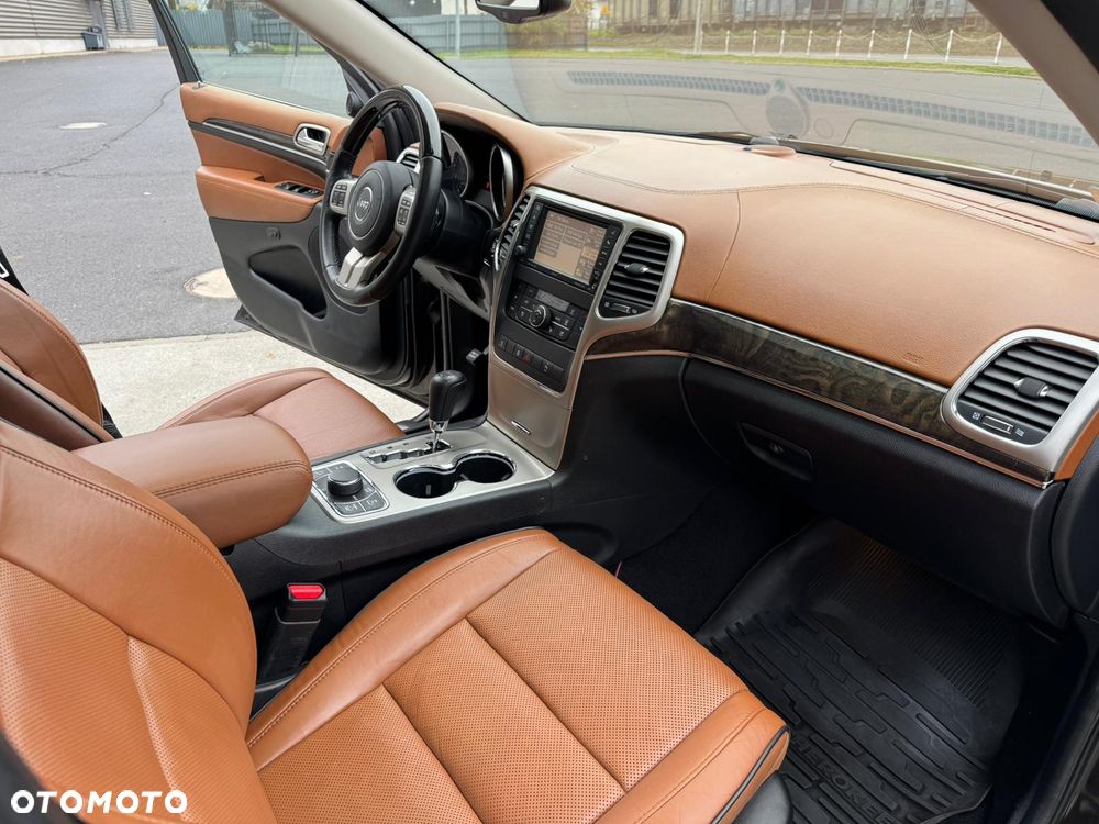 Jeep Grand Cherokee 3.0I CRD Overland Summit - 11