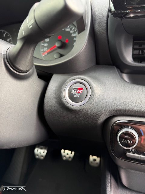 Toyota GR Yaris - 15