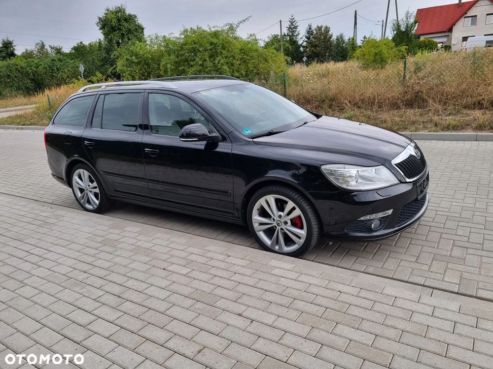 Skoda Octavia 2.0 TDI DPF RS DSG - 2