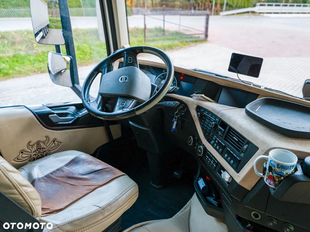 Volvo FH 500 / Globetrotter XL / Euro 6 - 12