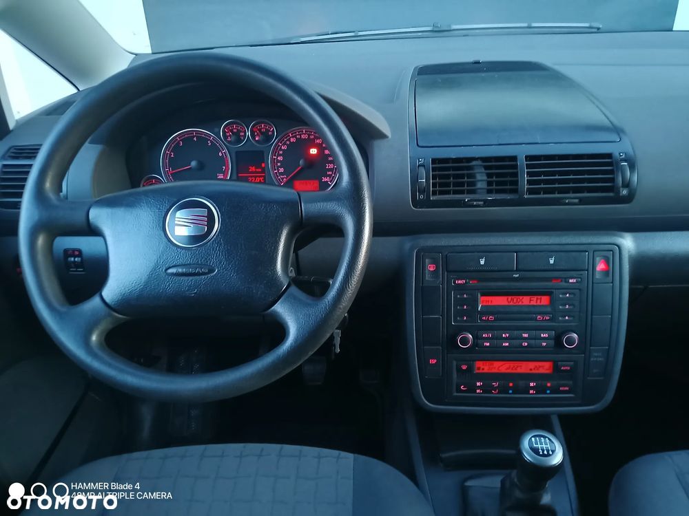 Seat Alhambra 2.0 Reference - 23