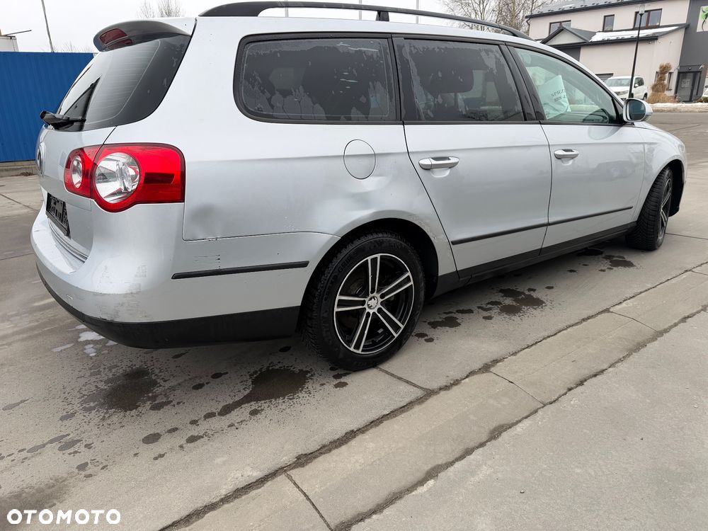 Volkswagen Passat 1.9 TDI Trendline - 6