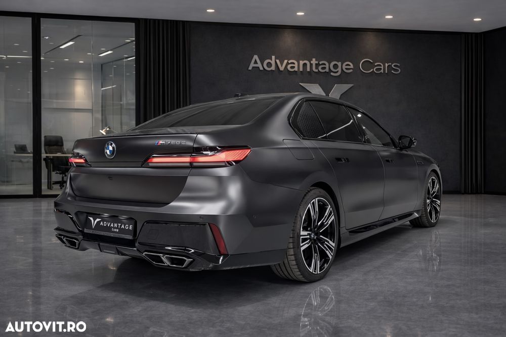 BMW M7 M760e xDrive - 10