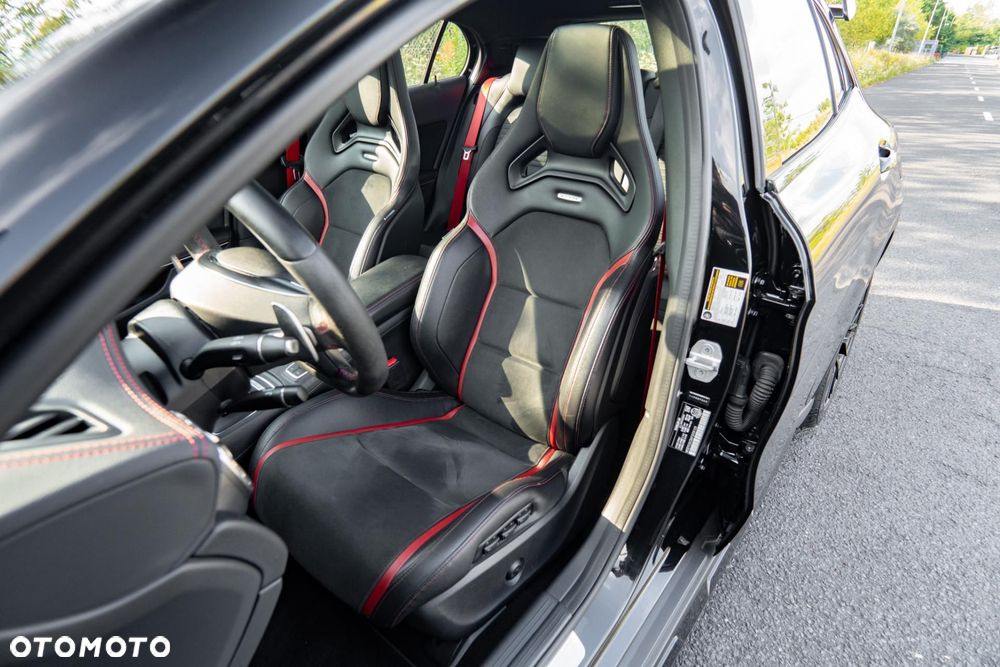 Mercedes-Benz GLA 45 AMG 4-Matic Edition 1 - 13