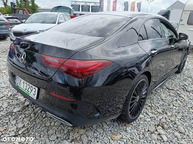 Mercedes-Benz CLA 200 AMG Line 7G-DCT - 3