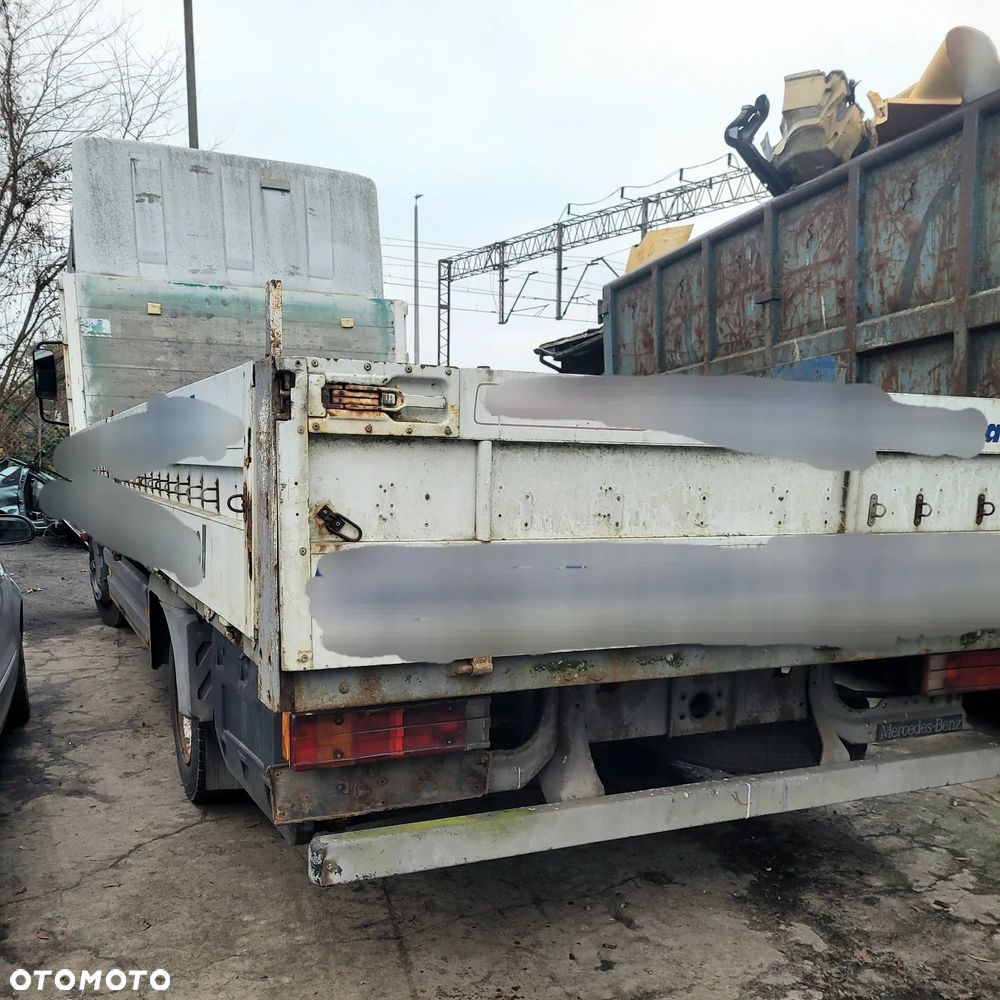 Części- Mercedes-Benz ATEGO  Pojemność: 4249  Moc: 110 Rok: 2005  Diesel - 4