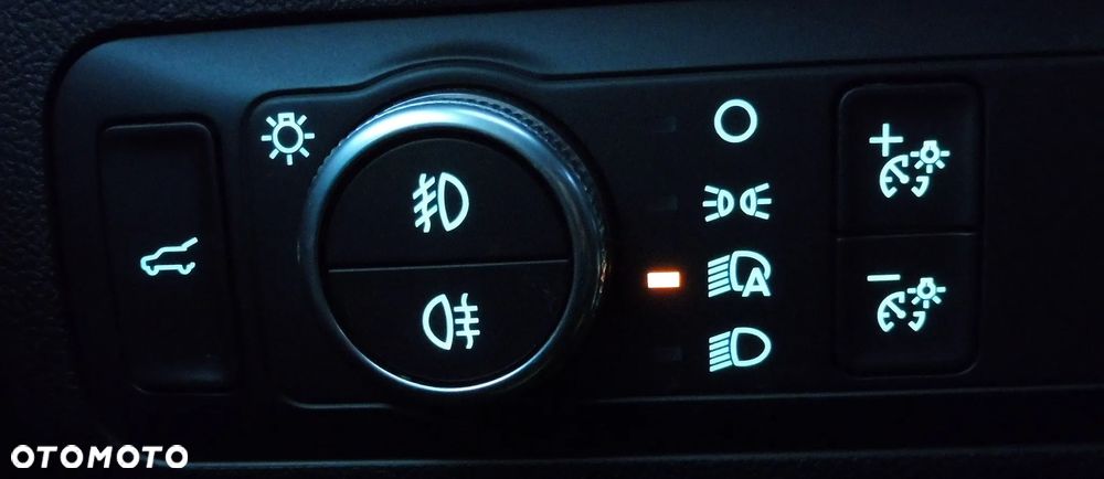 Ford Kuga 2.0 EcoBlue AWD ST-Line X - 26