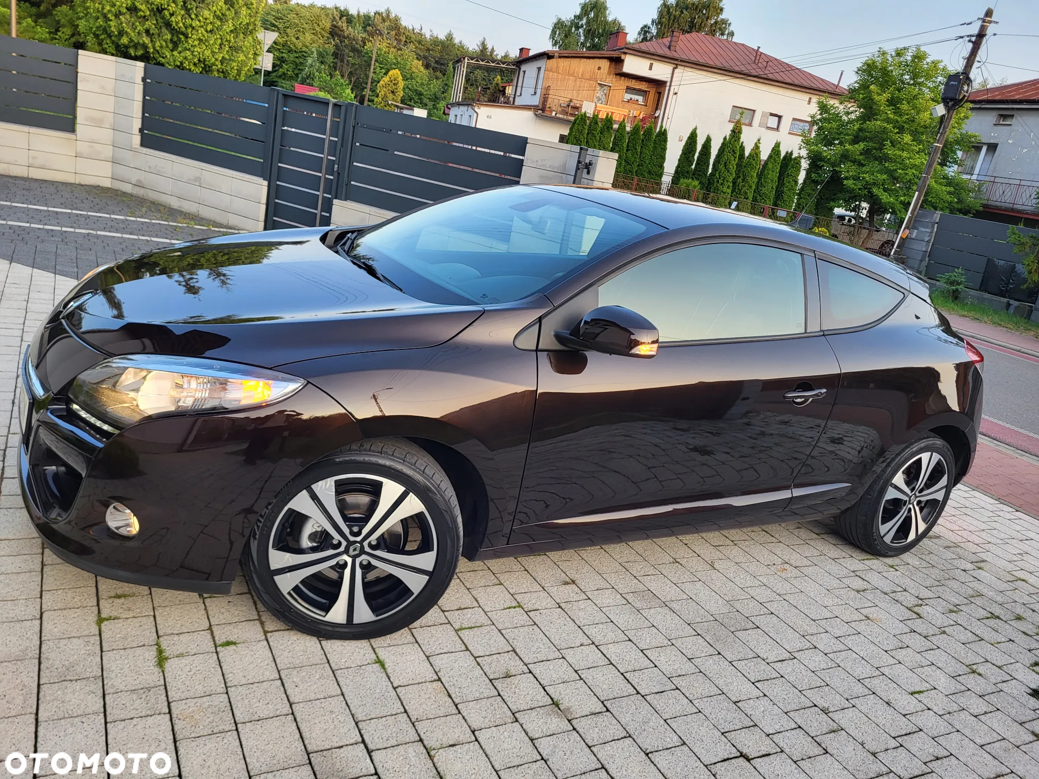 Renault Megane Grandtour ENERGY TCe 115 Start & Stop Bose Edition - 13