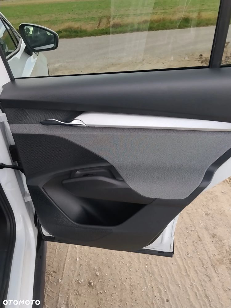 Skoda Enyaq 60 62kWh Clever - 21