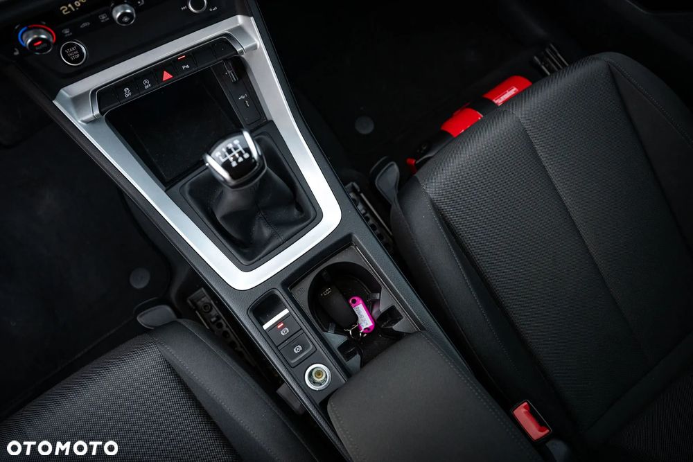 Audi Q3 35 TFSI S-Line - 20