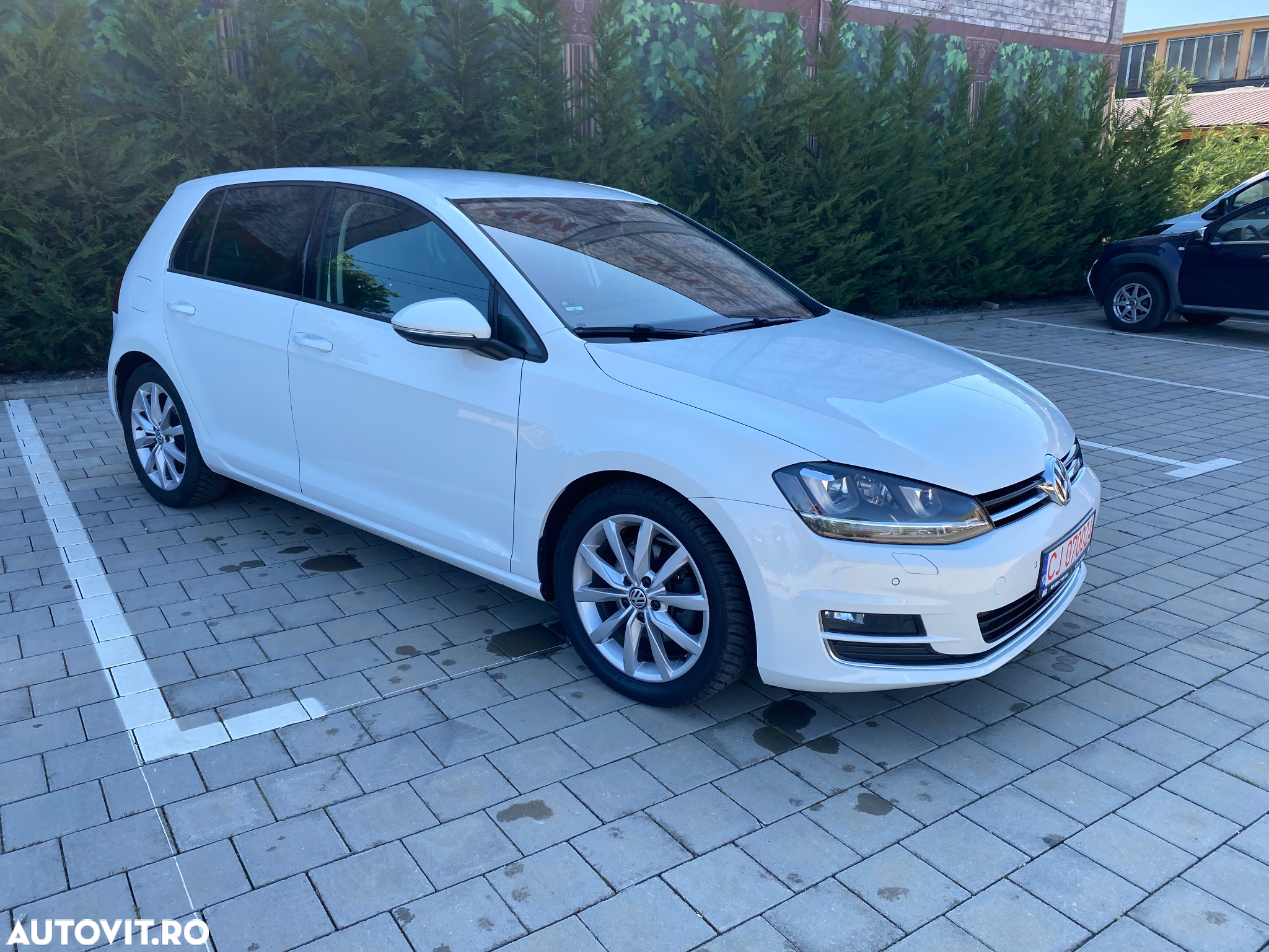 Volkswagen Golf 2.0 TDI Highline - 7
