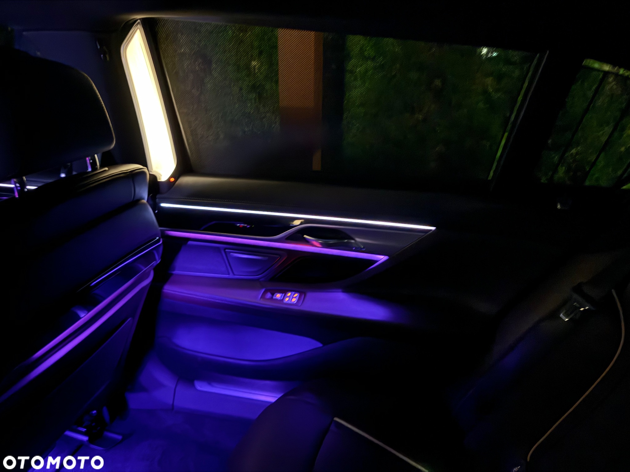 BMW Seria 7 740Li xDrive - 36