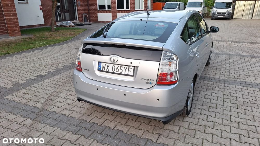 Toyota Prius 1.5 VVT-i Sol (nav) - 4