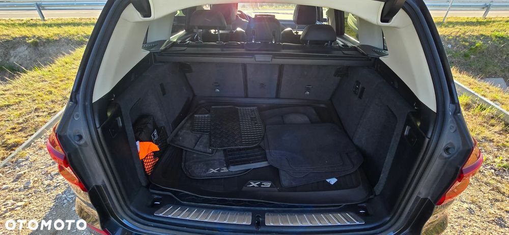 BMW X3 xDrive20d xLine - 14