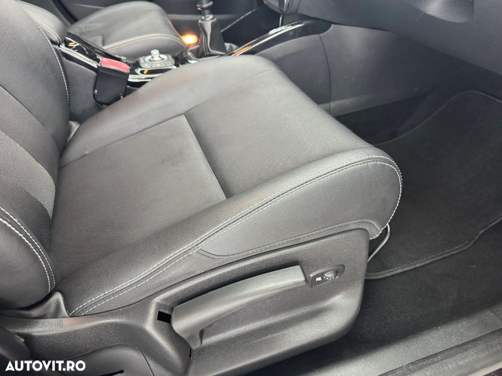 Renault Megane ENERGY dCi 130 Start & Stopp Bose Edition - 21