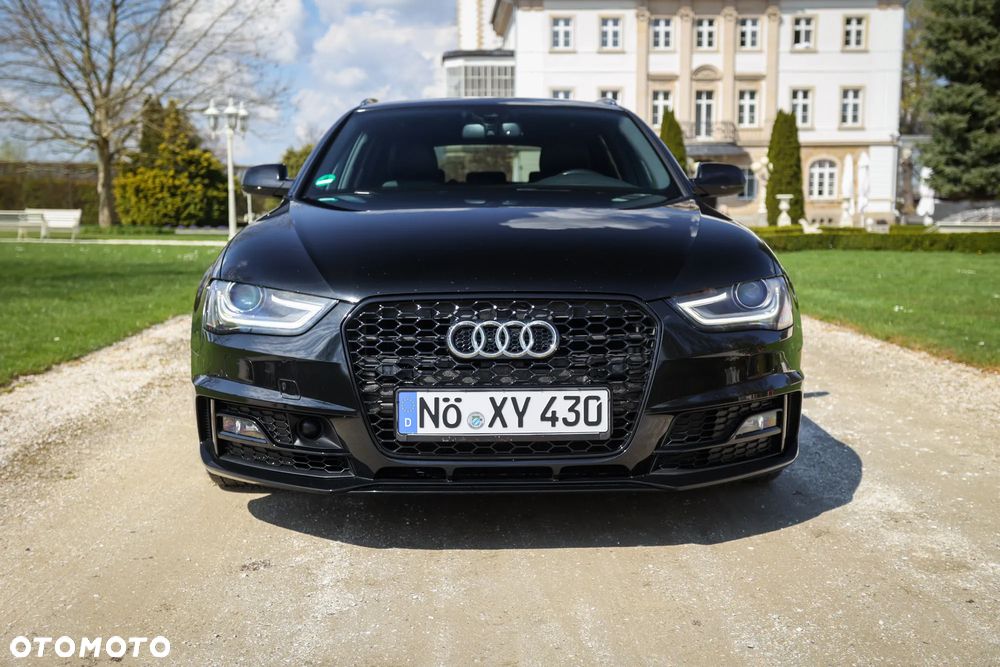 Audi A4 Avant 2.0 TDI DPF clean diesel quattro S tronic S line Sportpaket - 11