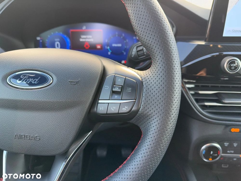 Ford Kuga 1.5 EcoBoost FWD ST-Line - 17