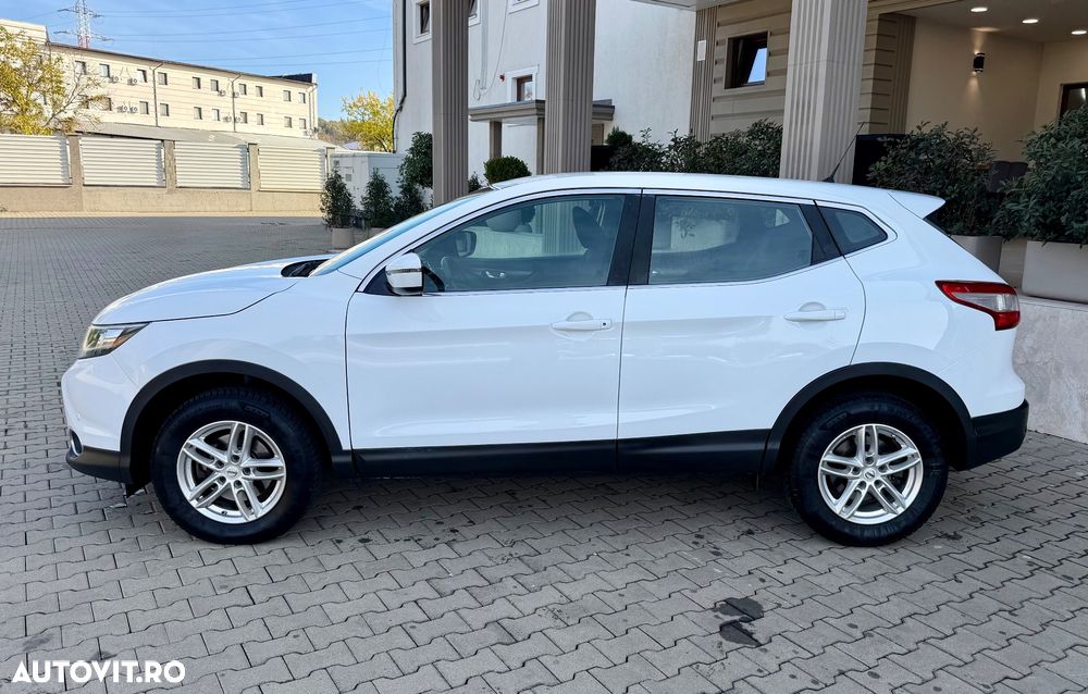 Nissan Qashqai 1.6 DCI TEKNA - 30