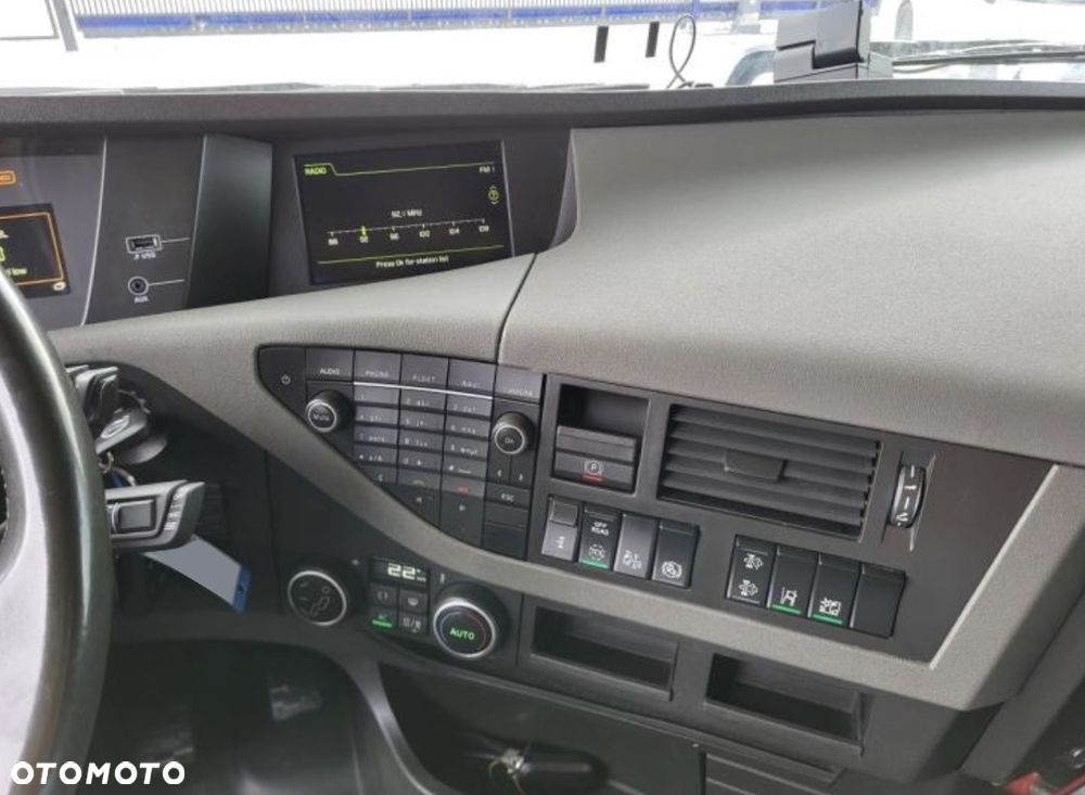 Volvo FH 500 XXL LOW DECK MEGA / TYLKO 616 412 KM PARK COOL / KLIMA POSTOJOWA / NOWY TACHOGRAF GEN2v2 / ORYGINALNY PRZEBIEG / NAJWYŻSZA KABINA XXL / 2 ZBIORNIKI PALIWOWE / CAŁE NA PODUSZCE / 2018 ROK !! - 30