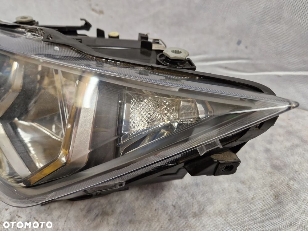 Seat Arona Ibiza V 6F Lampa Lewa Zwykła Idealna - 5