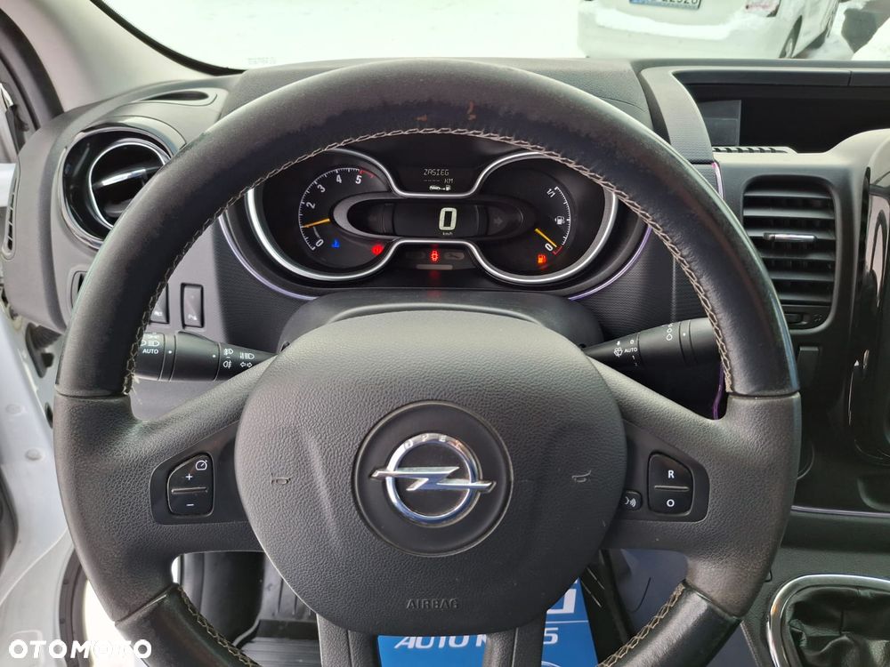 Opel VIVARO - 21
