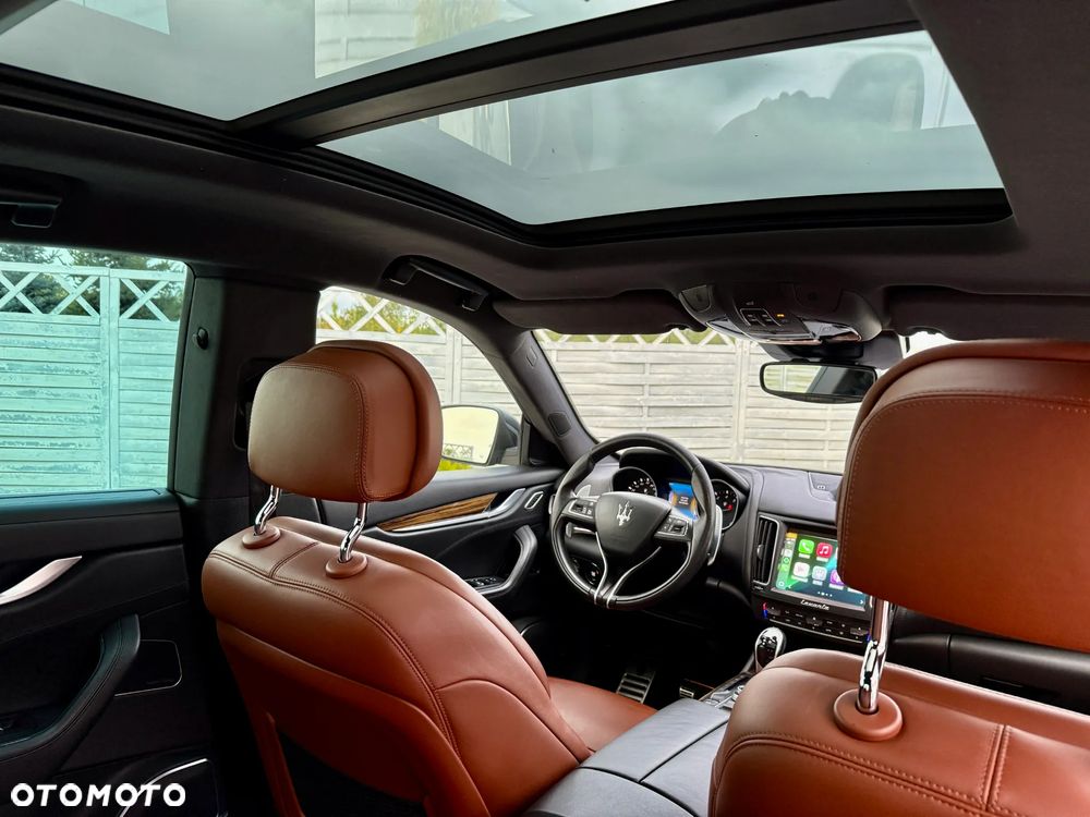 Maserati Levante Granlusso - 13
