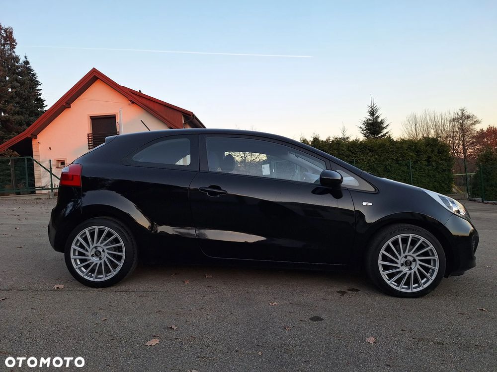 Kia Rio - 5