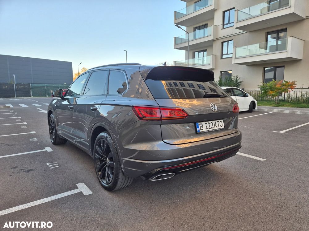Volkswagen Touareg 3.0 V6 TDI SCR 4Motion Automatik R-Line - 4
