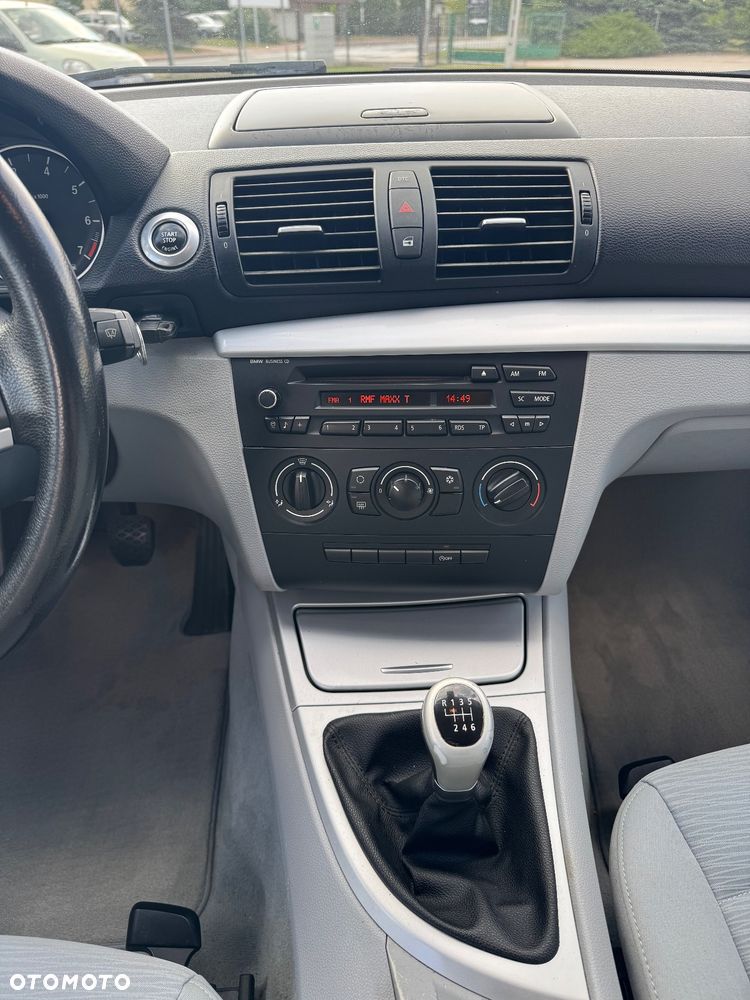 BMW Seria 1 116i - 16
