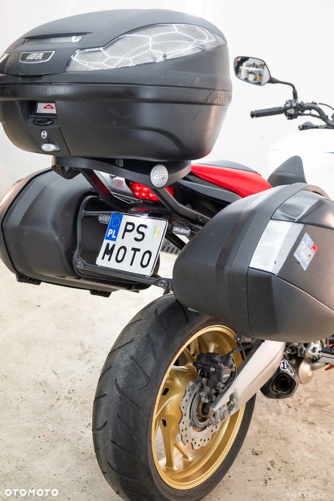 Honda CB - 18