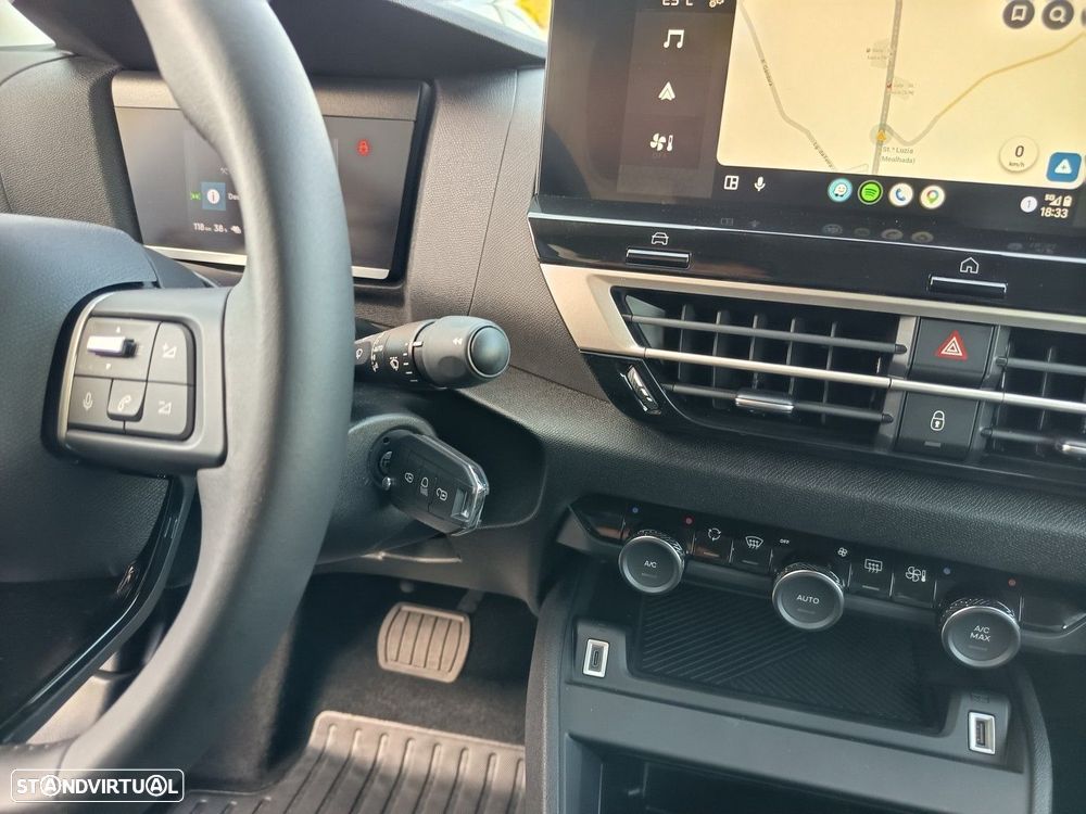Citroën e-C4 X 54 kWh Autonomia Alargada Plus - 19