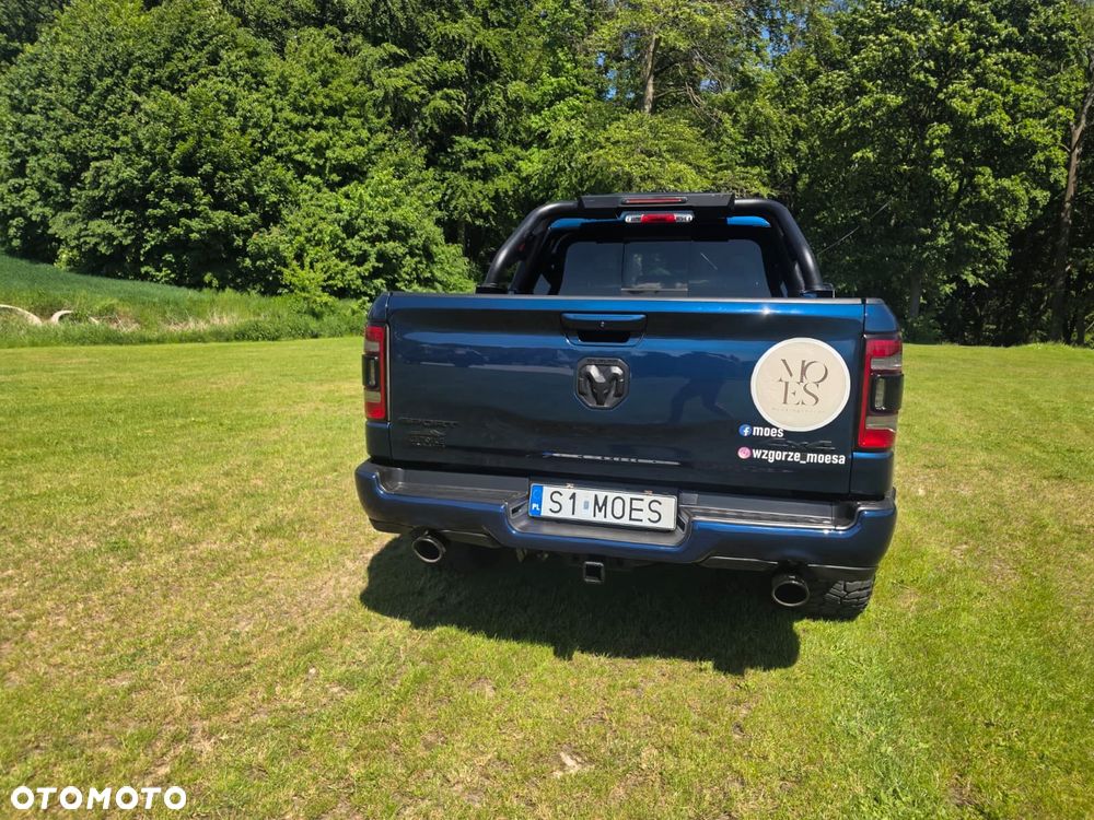 Dodge RAM 5.7 4x4 - 21