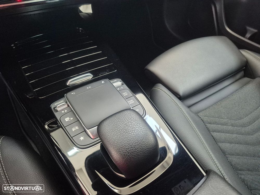Mercedes-Benz A 180 Limousine d Progressive Aut. - 18