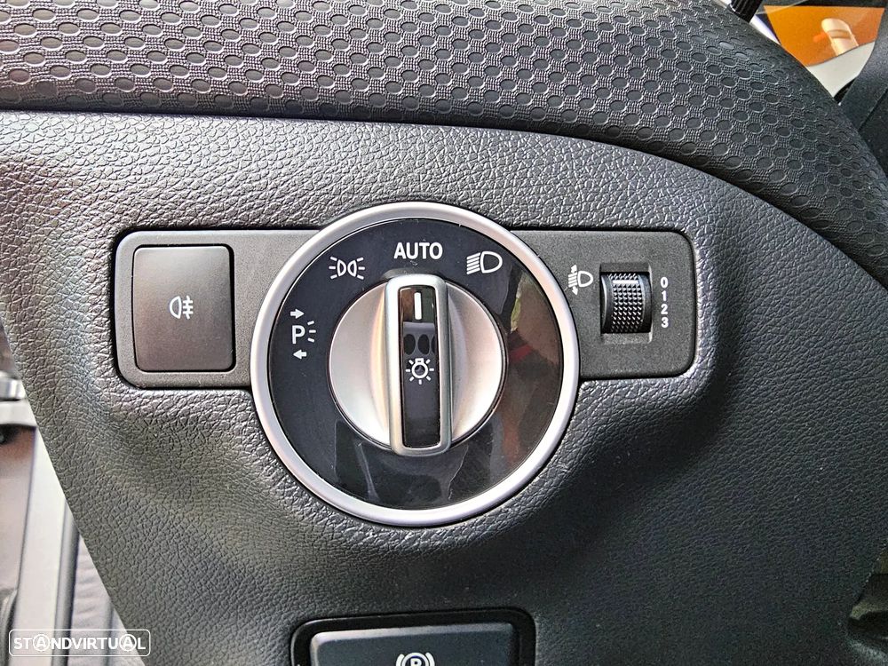 Mercedes-Benz A 180 d Style - 17