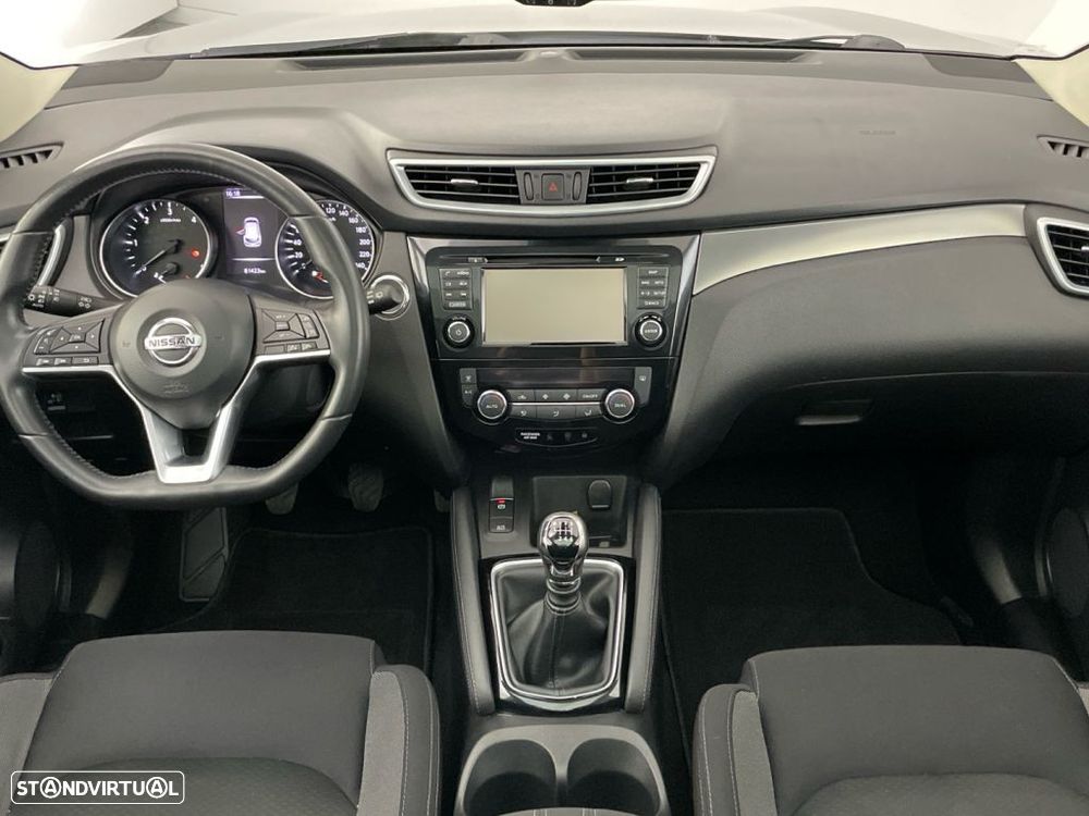 Nissan Qashqai 1.5 dCi N-Connecta - 10