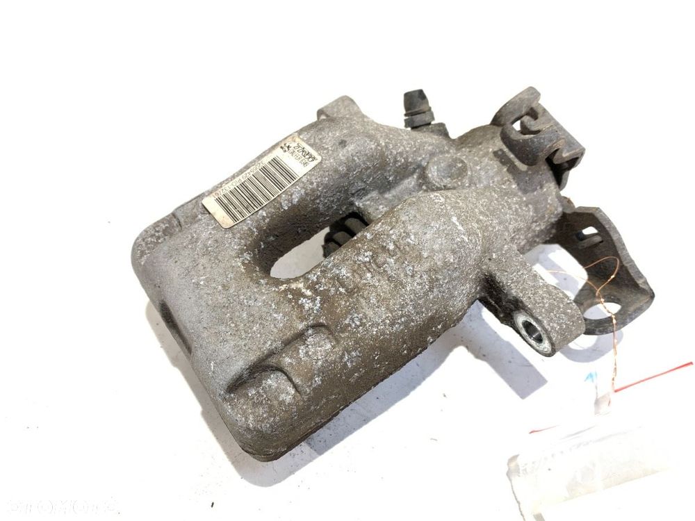 ZACISK LEWY TYŁ  OPEL CROSSLAND X / CROSSLAND (P17, P2QO) 2017 - 2022 1.2 (75) 81 kW [110 KM] - 1