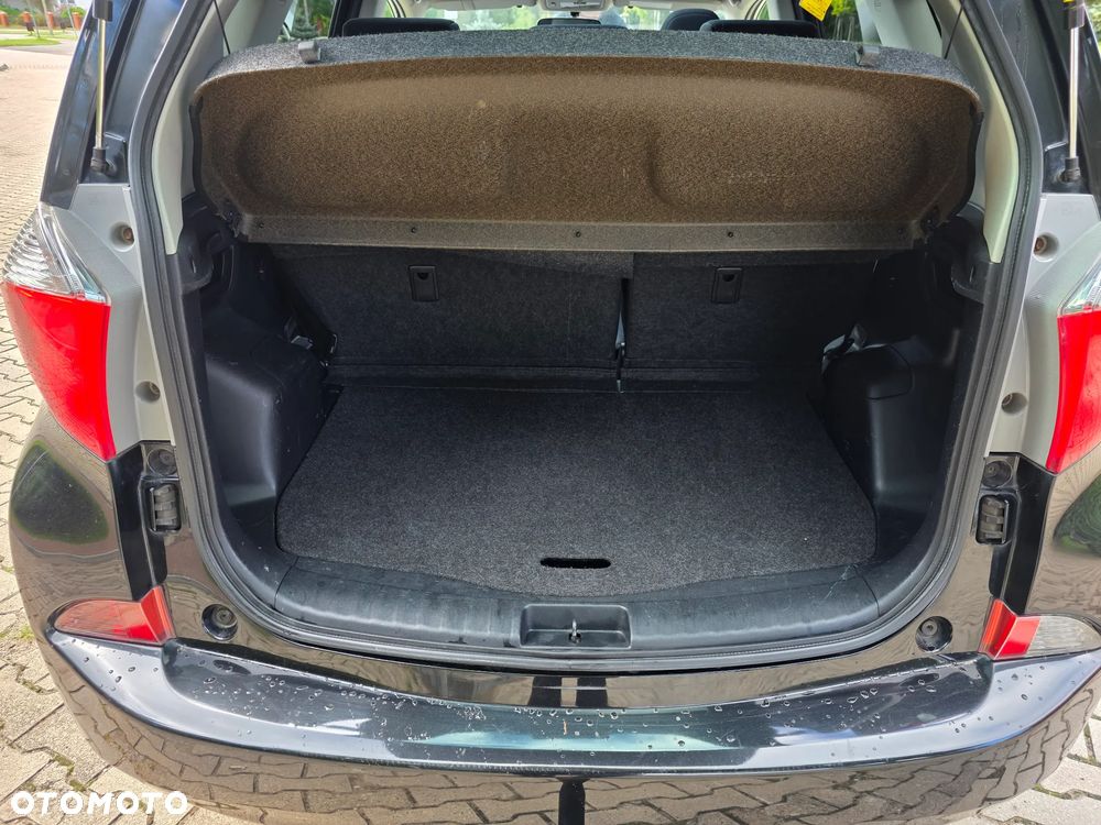 Toyota Verso S 1.33 Premium - 19