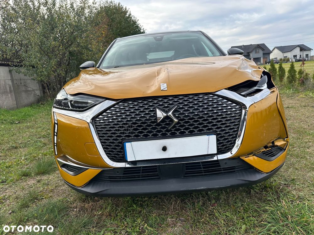 DS Automobiles DS 3 Crossback 1.2 PureTech Performance Line + - 10