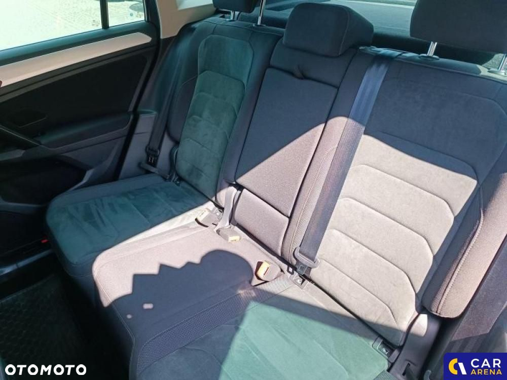 Volkswagen Tiguan - 23