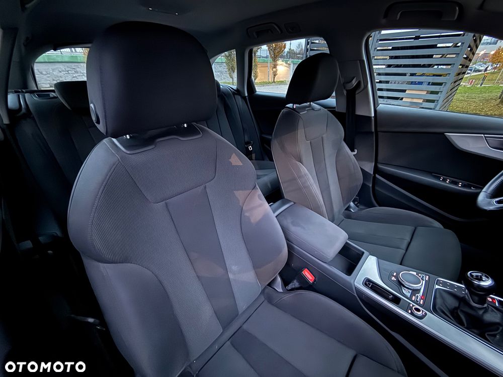 Audi A4 Avant - 35