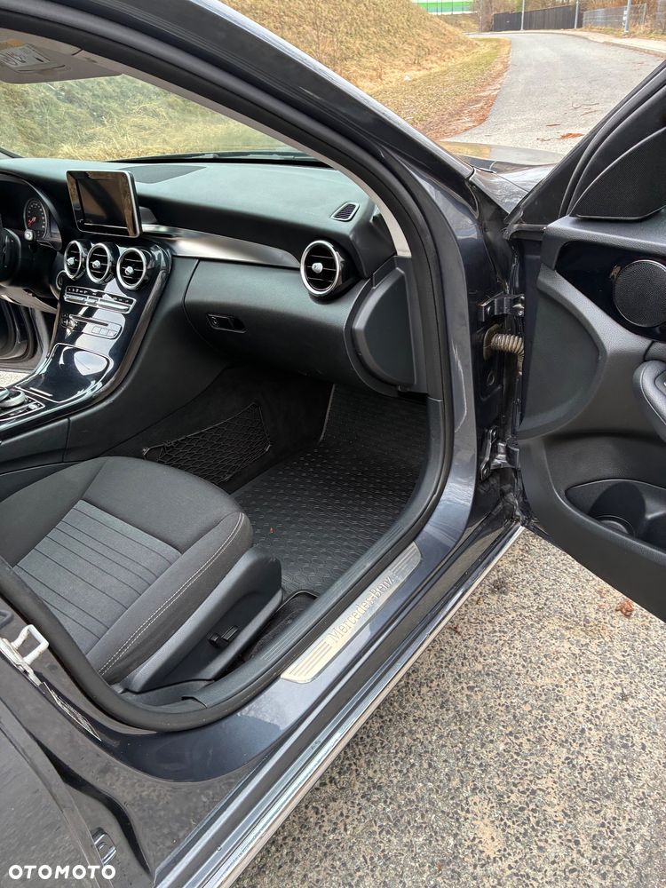 Mercedes-Benz Klasa C 220 (BlueTEC) d 7G-TRONIC - 15