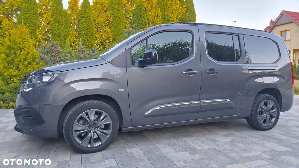 Toyota Proace City Verso 2024 photo 2
