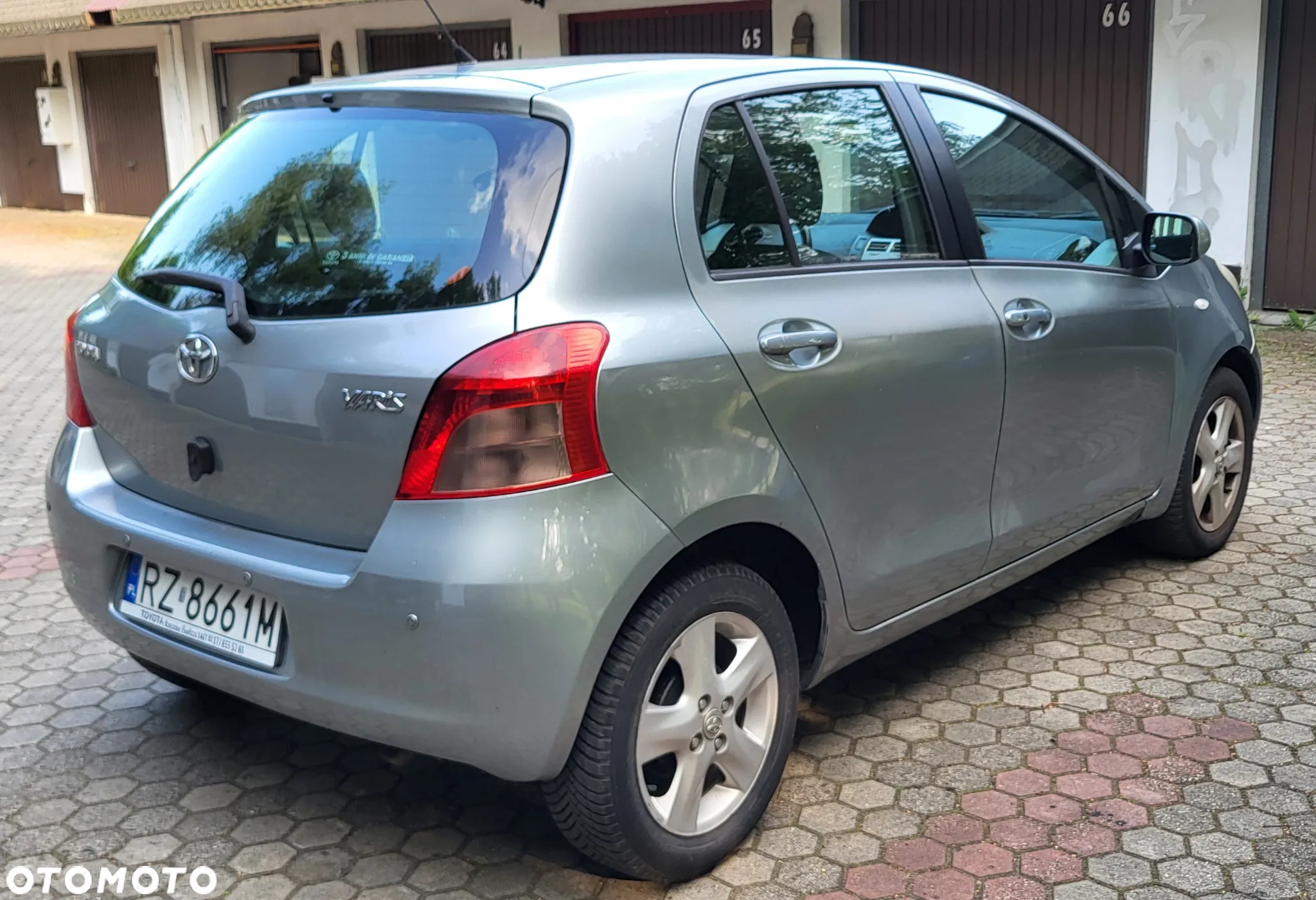 Toyota Yaris 1.3 VVT-i Sol - 7