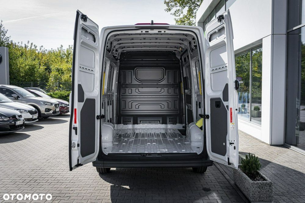 Volkswagen Crafter - 9