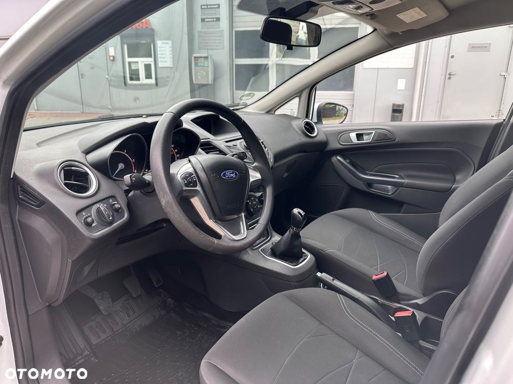 Ford Fiesta 1.6 TDCi SYNC Edition - 6