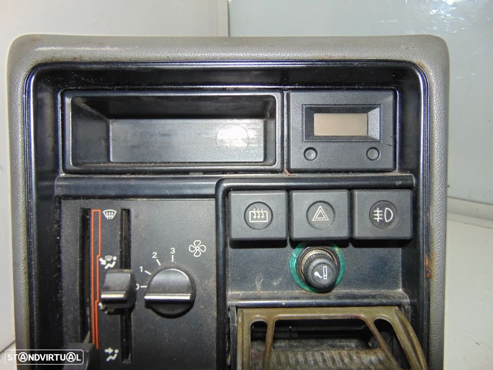 Renault 9/11 consola central - 2