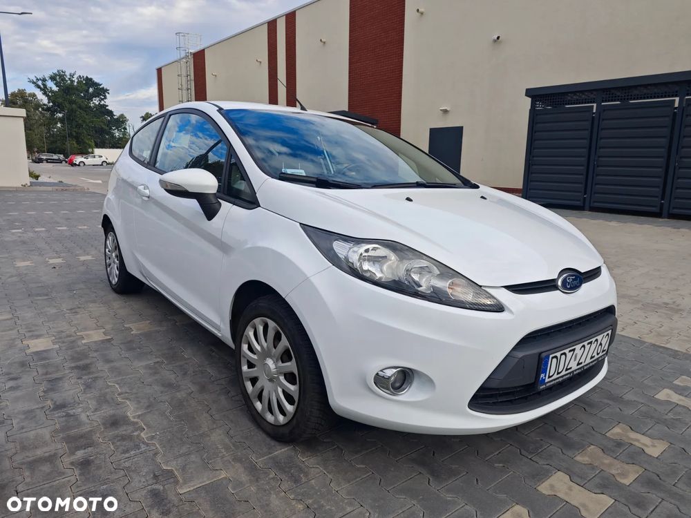 Ford Fiesta - 12